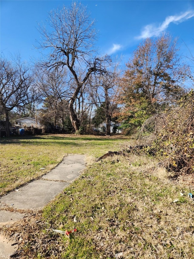 Listing photo 2 for 2635 Southland St, Dallas TX 75215