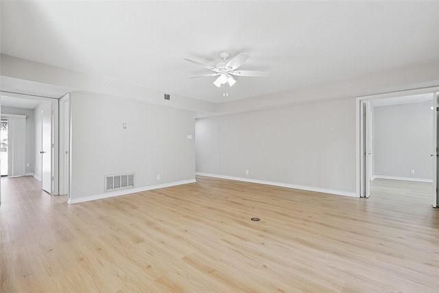 unfurnished room featuring light hardwood / wood-style floors and ceiling fan