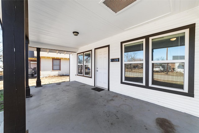 view of patio / terrace with a porch