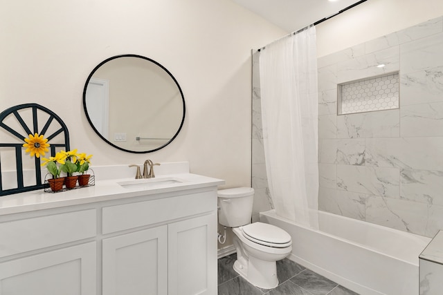 full bathroom featuring vanity, toilet, and shower / bath combo