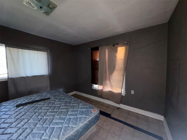 living room with ceiling fan