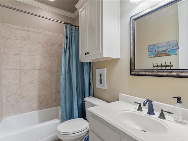 full bathroom featuring ornamental molding, vanity, shower / bath combo with shower curtain, and toilet