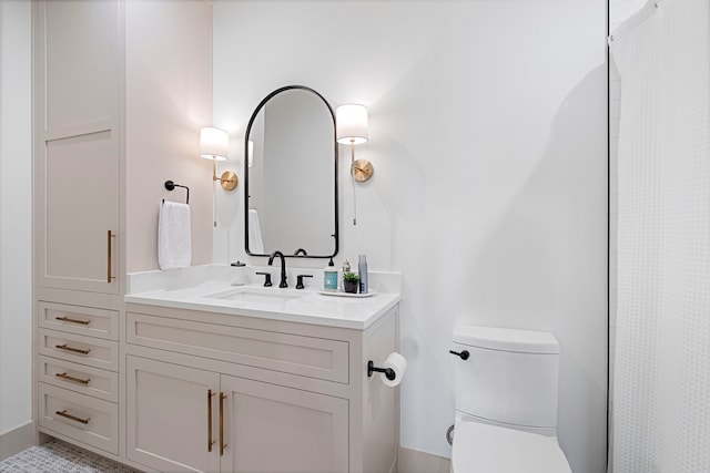 8010 Eagle Trl, Dallas, TX 75238 - bathroom with vanity, toilet, and curtained shower