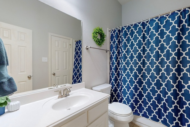 1240 Wedgewood Dr, Forney, TX 75126 - bathroom featuring toilet, a shower with shower curtain, and vanity