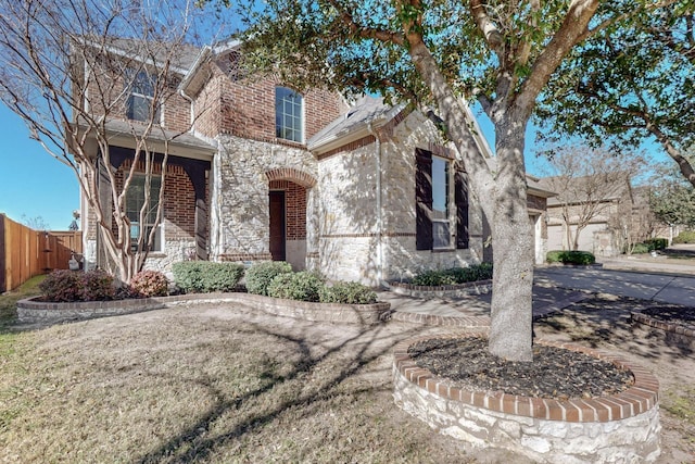 view of front of home with a front yard