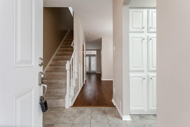 view of tiled entryway