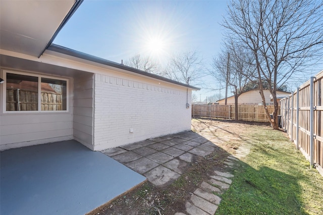 view of yard with a patio area