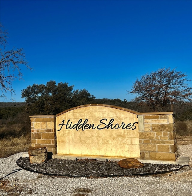 view of community / neighborhood sign