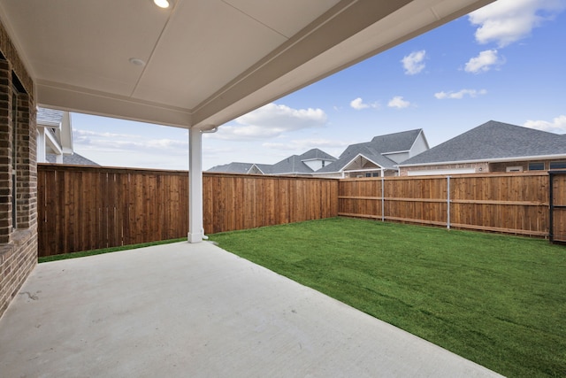 view of yard with a patio