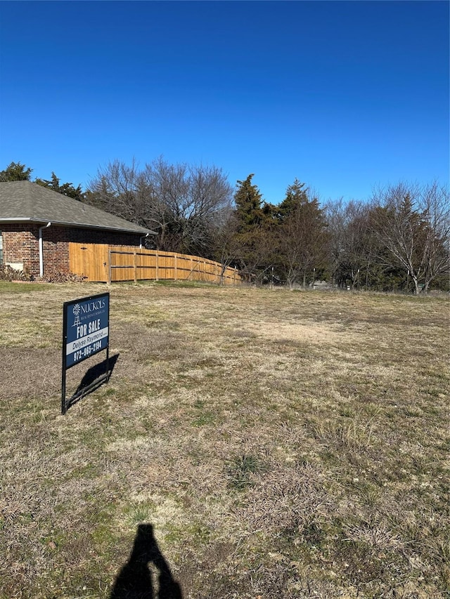 Listing photo 2 for TBD Mckinney Cir, Van Alstyne TX 75495