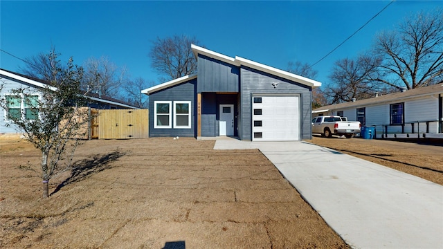 view of front of house featuring a garage