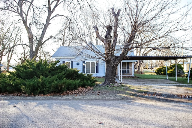 view of front of house with a carport