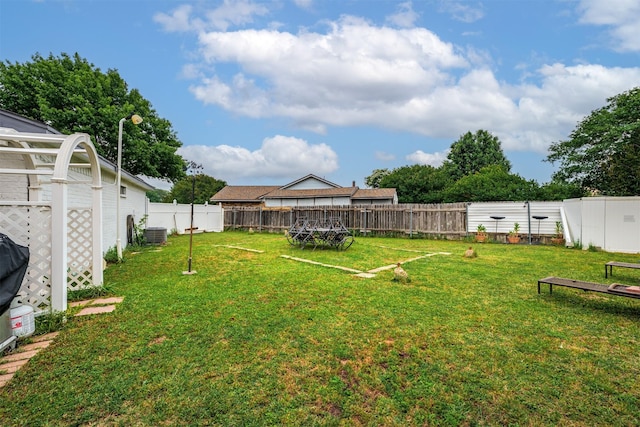 3029 Meadow Creek Ct, Grand Prairie, TX 75052 - view of yard featuring central AC unit