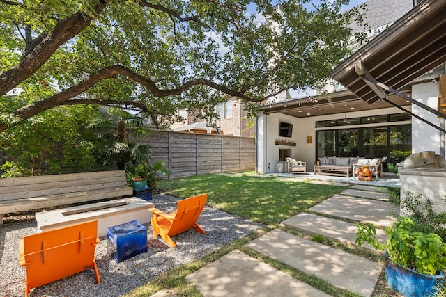 view of patio with an outdoor hangout area