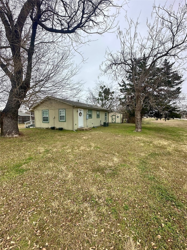 exterior space with a lawn