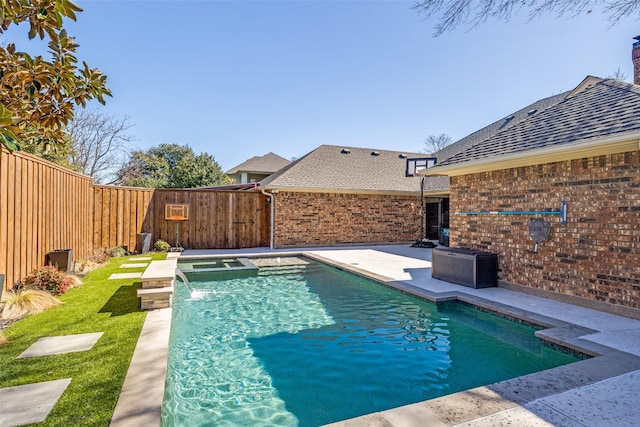 view of pool featuring pool water feature