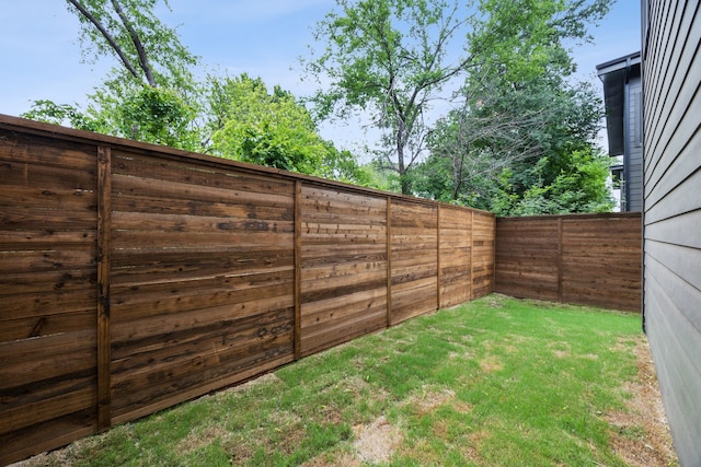 2138 Lovedale Ave Unit 105, Dallas, TX 75235 - view of yard with fence