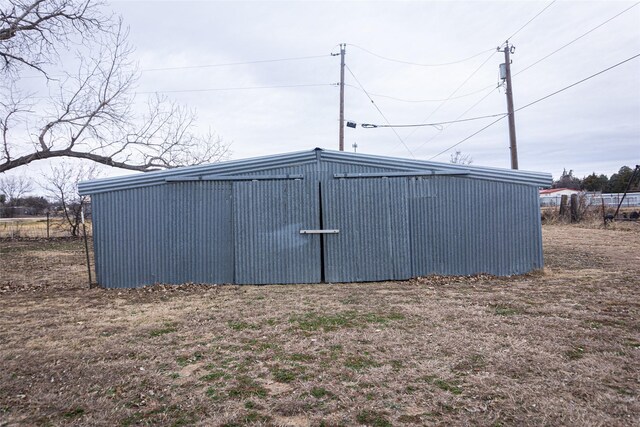 view of outdoor structure