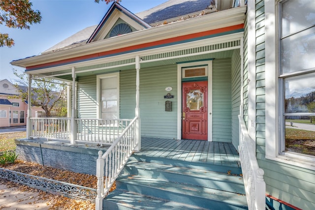 entrance to property with covered porch