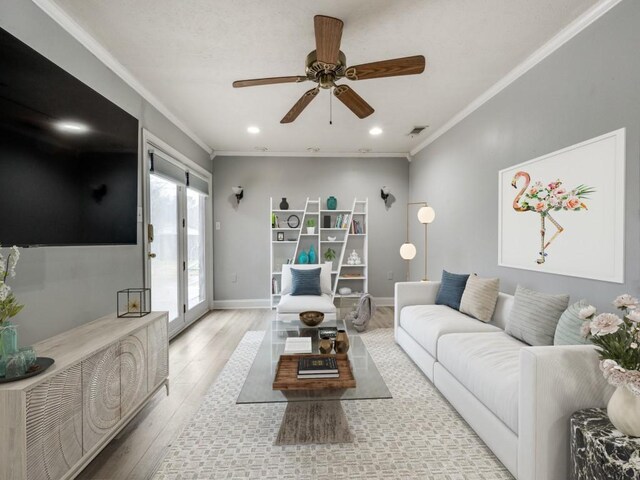 920 Imperial Dr, Denton, TX 76209 - living room with wood finished floors, ceiling fan, crown molding, recessed lighting, and baseboards