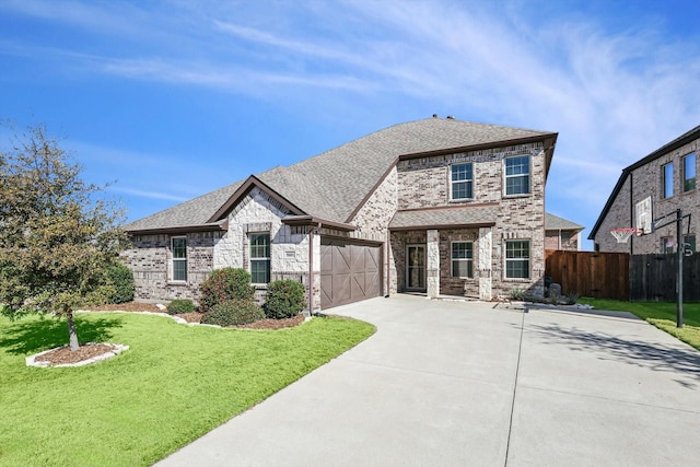 view of front of house featuring a front yard