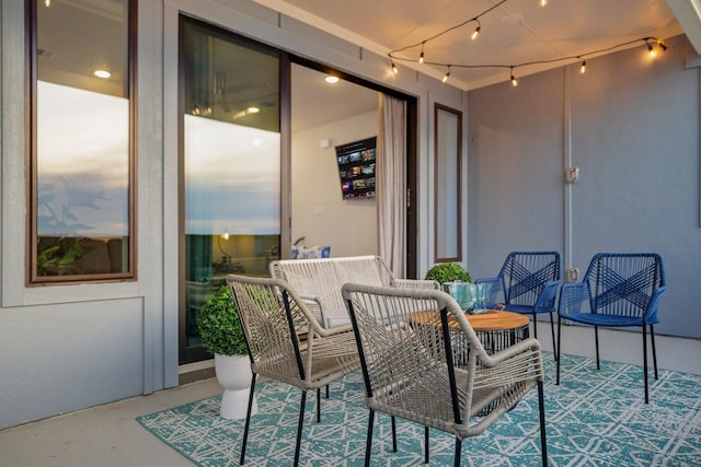 balcony featuring a patio and outdoor lounge area