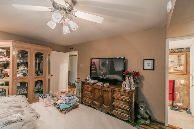 bedroom featuring ceiling fan