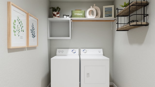 laundry room with laundry area and independent washer and dryer