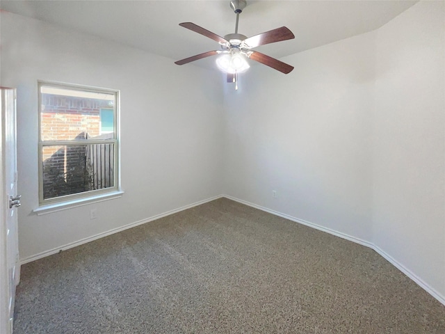 unfurnished room with carpet floors and ceiling fan