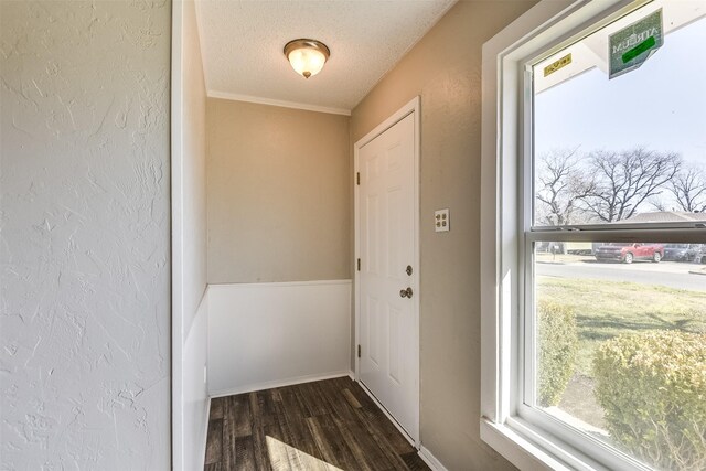 laundry area featuring washer hookup, hookup for a gas dryer, visible vents, hookup for an electric dryer, and wood finished floors