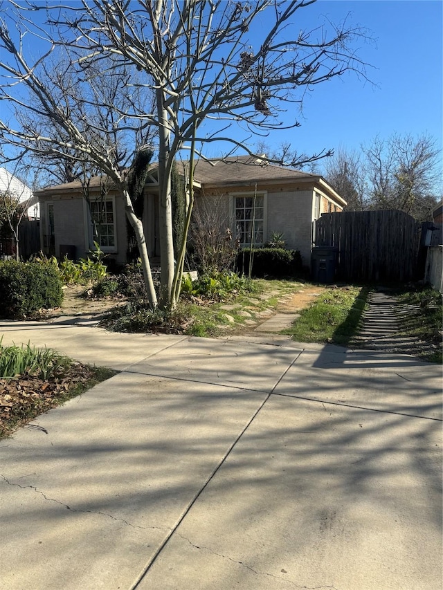 view of front of house