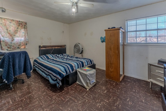 bedroom featuring ceiling fan