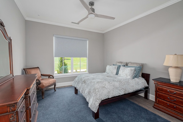 bedroom featuring crown molding and ceiling fan