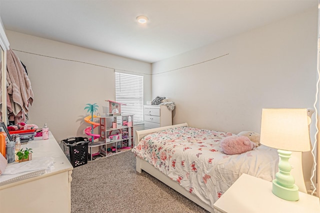 bedroom with carpet flooring