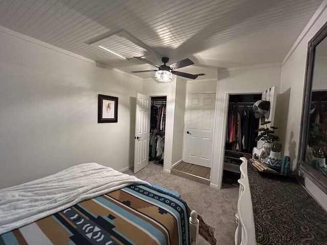 bedroom with ceiling fan and light colored carpet