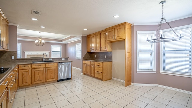 kitchen featuring sink, an inviting chandelier, hanging light fixtures, kitchen peninsula, and dishwasher