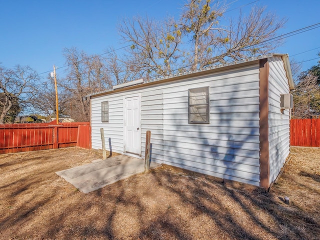 view of outbuilding