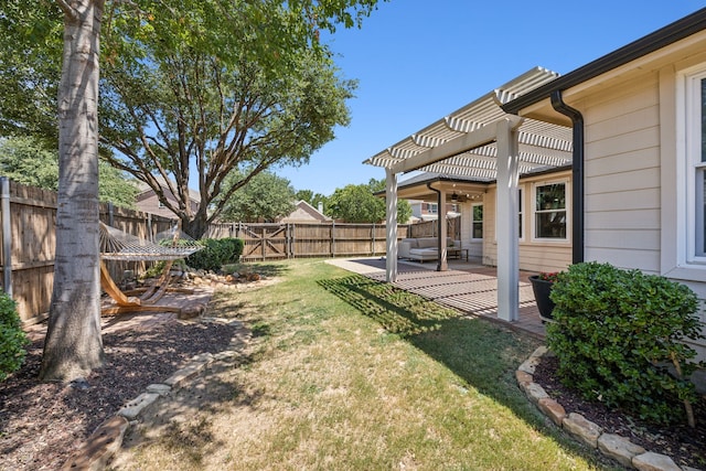 view of yard with a patio area and a pergola