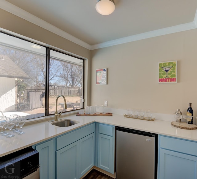 kitchen featuring dishwasher, sink, stainless steel fridge, crown molding, and blue cabinetry