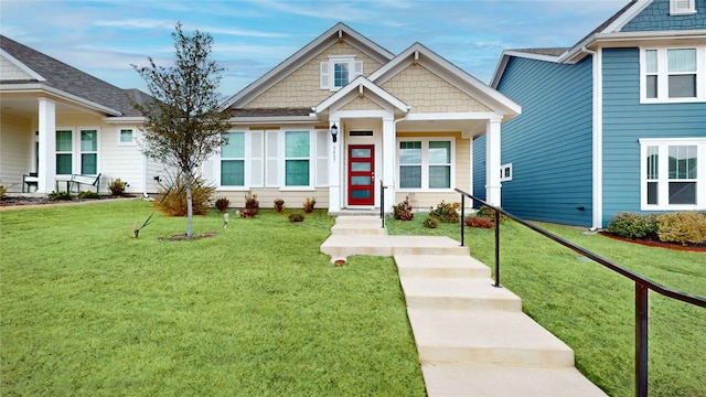 view of front of house with a front yard