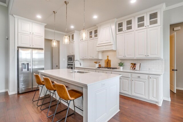 957 Prairie Timber Rd, Burleson, TX 76028 - kitchen featuring a sink, backsplash, stainless steel appliances, and white cabinetry
