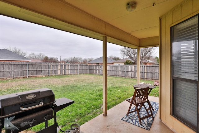 view of yard with a patio area