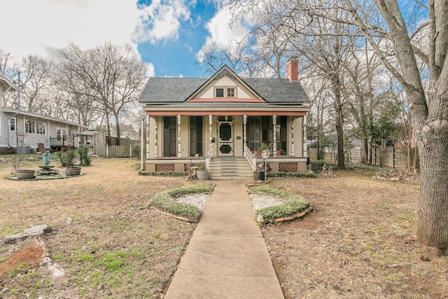 view of front of house featuring a porch