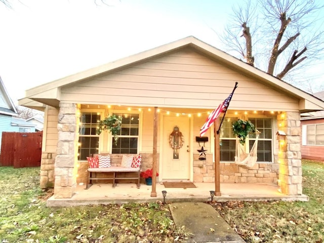 bungalow with an outbuilding