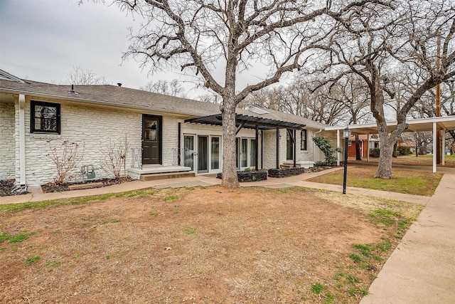 view of front of house