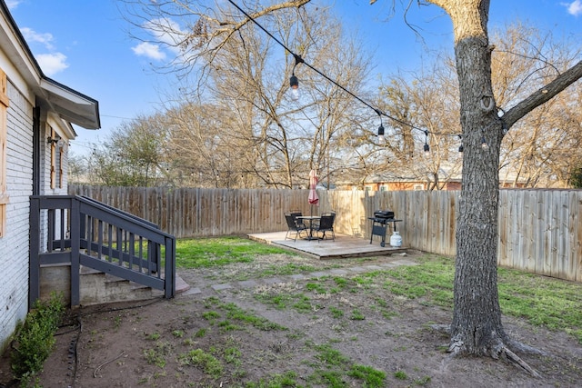 view of yard with a patio