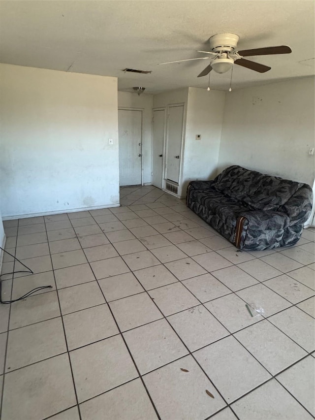 unfurnished bedroom with ceiling fan