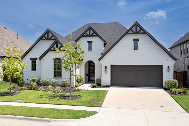 view of front of property with a front lawn