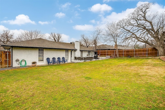 view of yard with a patio