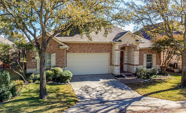 view of front of property with a front lawn